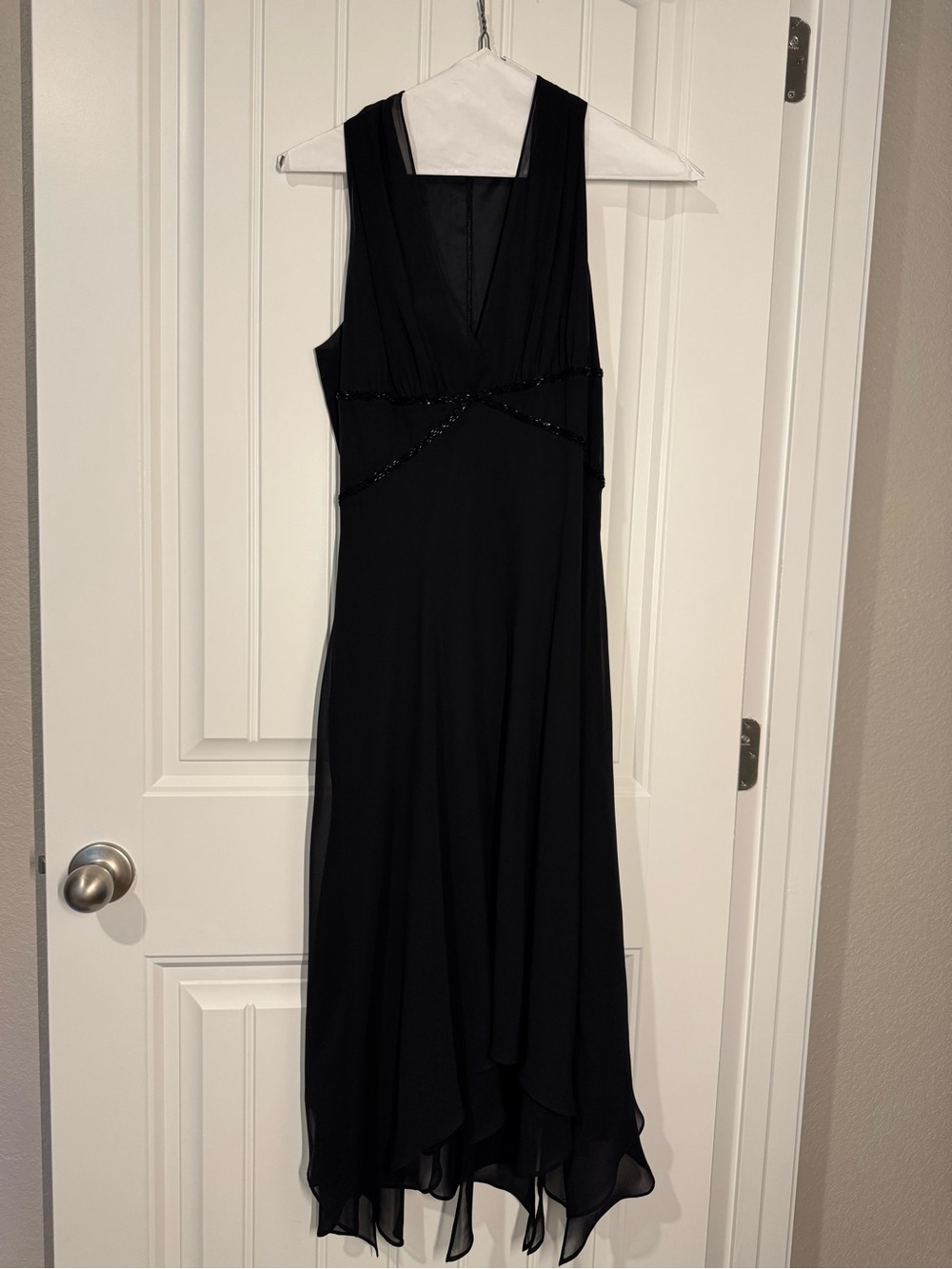Donna Morgan Y2K Black Sleeveless Beaded Evening Dress